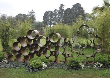 "Presenze impalpabili" Gewinner des Landschaftsgestaltungswettbewerbs "Meraviglia nei Parchi" im Jahr 2018.