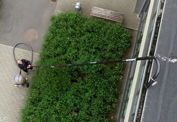Saubere Dachrinnen bis 16 Meter Hhe ohne Leiter: Easy Clean Reinigungssystem und Ronda-Nass-Sauger sind ein unschlagbares Team 