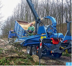 Mit Fernsteuerung kann Schatz den Hacker und den Kran bedienen. Das sorgt für mehr Sicherheit.