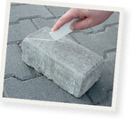 Der Pflastermarker ist mehr als eine Kreide: hart, wetterfest und langlebig.