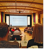 Manuel Meya gibt Tipps zum Umgang mit Social Media.