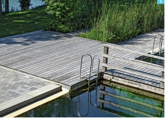 Sehr gute Erfahrungen wurden im Naturbad Murg mit Kebony-clear-Terrassendielen im Barfubereich gemacht.