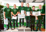 V. l.: Lasse Brühl und Patrick Schacht (Gerd Linneweber GmbH, Dortmund), Till Wirtz (Natur-Breitegger, Kall) und Franziska Wagner (Georg Oberdörfer, Neunkirchen-Seelscheid), Tim Deitmer und Matthias Bals (Daldrup Gärtner von Eden GmbH, Havixbeck)