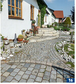 ... oder sie enden in sehr rustikalen Stufen aus Borden.