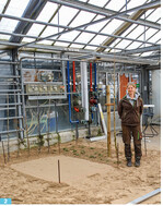 Svenja Grüssing mit ihrem Prüfungsgewerk