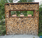 Spaltholzlager können Lebensraum bieten – eine günstige Ausrichtung und Ruhe vorausgesetzt.