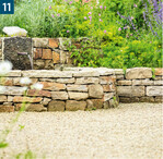... und Trockenmauern aus den Steinen der am nächsten gelegenen Brüche in Rehburg oder Osnabrück.