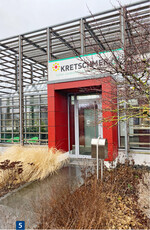 Am Anfang war ein Blumengeschäft: Im Gewächshaus sind mittlerweile der Empfang und ein Besprechungsraum.