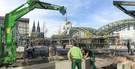 Je schwerer die Arbeit, desto wichtiger ist die Wertschtzung: Nur, wer sich gut aufgehoben fhlt, fhlt sich an sein Unternehmen gebunden.