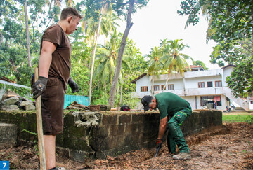  auf Sri Lanka heit es beim Social Landscaping improvisieren.