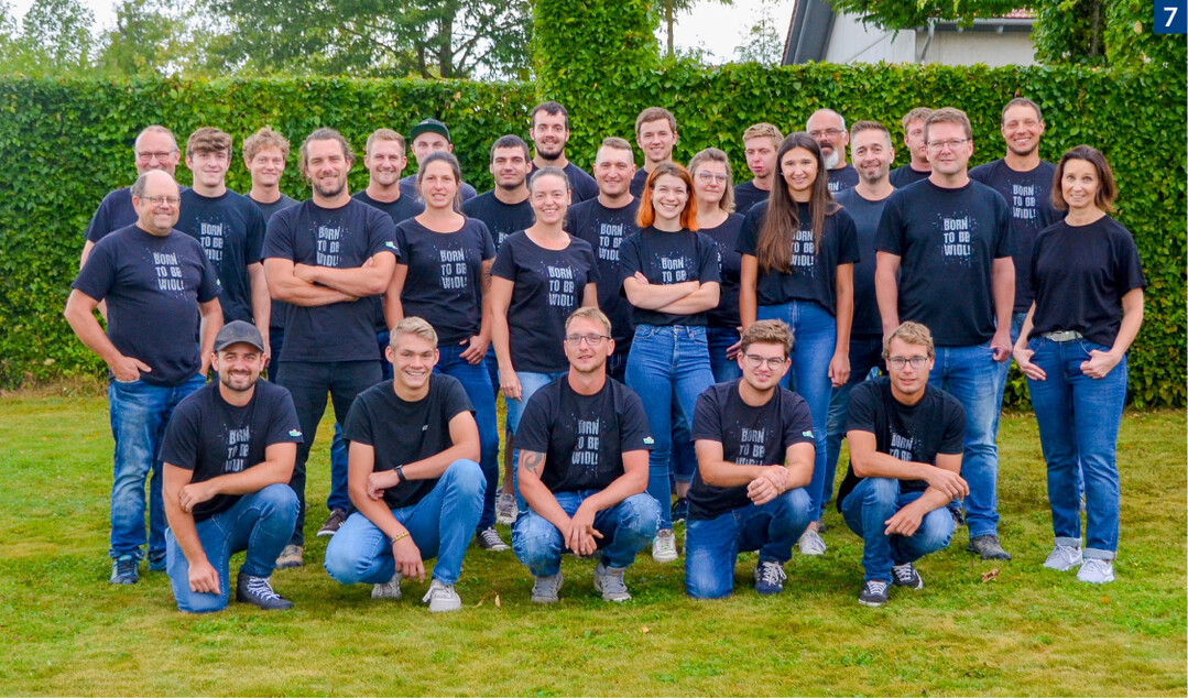 Eine Mannschaft, die zusammensteht: Widl-Team in aktueller Formation