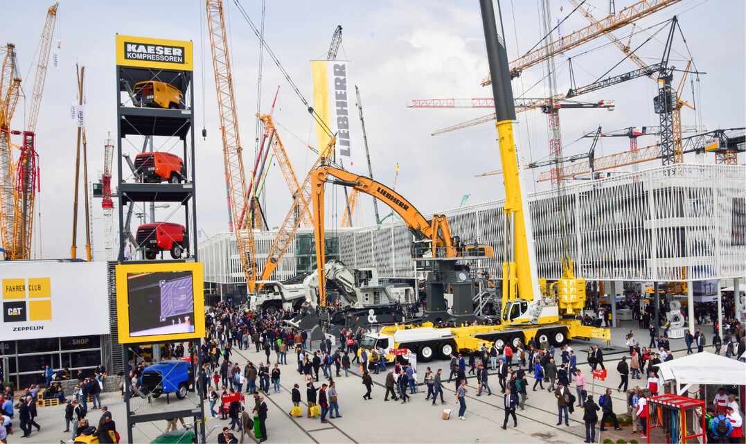 Die größte Baumaschinenmesse der Welt fasziniert alle Technik-Fans.