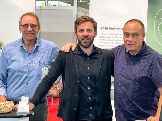 Premiere in Nrnberg: Christian Mller (m.) mit Heinrich Erk (l.) und Michael Urban im vergangenen September auf dem GaLaBau-Stand von Florja