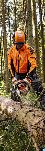 Akkusägen können in vielen Bereichen mit Benzinern mithalten. Hier die Stihl MSA 300 C-B