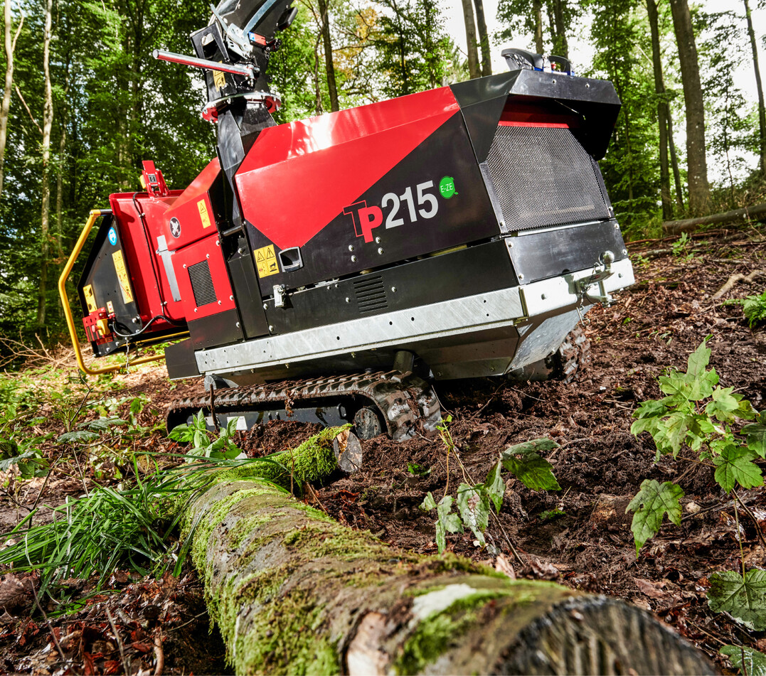 In diesem Sommer stellte TP Linddana den TP 215 E-ZEvor, nach Angaben des dnischen Herstellers der weltweit leistungsfhigste Akkuhcksler.
