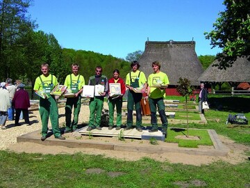Die Sieger (v. l.): Sebastian Rse, Dennis Hansen, Christian Schulz, Carolin Tischer, Martin Loescher und Benjamin Nabel 