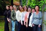 Die Mitarbeiterinnen des Zentrums für Betriebswirtschaft im Gartenbau (v.l.): Anne Schubach, Mareike Weißenborn, Iris Angela Goy, Marianne Dister, Anne-Lotte Ostbomk, Christine Hauk, Bettina Czyperreck und Geschäftsführerin Dr. Doris Lange