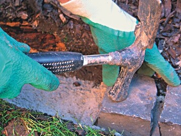Kriterien beim Handschuhkauf sind Tastempfinden, Greifvermgen und Tragekomfort