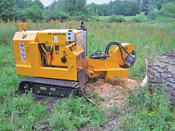 Geballte Kraft: Ein 37-kW-Diesel treibt den von Jensen vertriebenen Predator 50 an. Die 1500kg schwere Maschine ist ganze 780mm schmal
