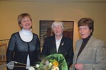 Hildegard Lunau (Mitte),Angelika Steffen (rechts) und Linda Hoß-Rickmann