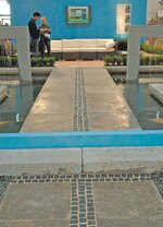 Das himmelblaue Tor zum Gartenparadies – der Garten von Sascha Buk, Sechser Garten- und Landschaftsbau, wurde von der Jury als bester Showgarten ausgezeichnetBild: Messe München