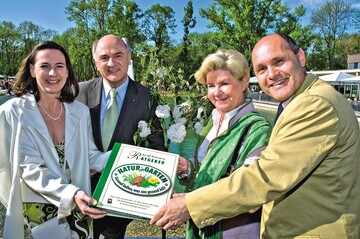 Doris Brandecker-Knerer, Landeshauptmann Dr. Erwin Prll mit Ehefrau Elisabeth und Landesrat Mag. Wolfgang Sobotka (v.l.)