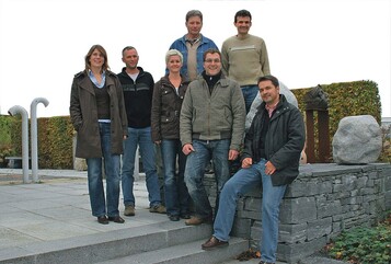 Von links: Christine Biegert (Aufma, Abrechnung), Bernd Mayer (Bauleitung), Cornelia Rckart (Aufma, Abrechnung), Roland Zoller (Bauleitung), Jrg Biegert (Bauleitung, Marketing), Markus Gaschik (Einkauf, Buchhaltung), Matthias Blechschmitt (Geschftsfhrung)