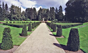 Der neu gestaltete Althamburgische Gedchtnisfriedhof ist ein Beispiel fr eine gepflegte Anlage, die das subjektive Gefhl von Sicherheit strken kann