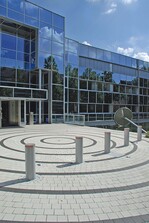 Ringbeck-Projekt: ZEG-Eingangsbereich und Wasseranlage in Köln-Bilderstöckchen