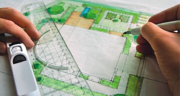 Liefert der vom privaten Bauherrn beauftragte Architekt die Plne zu spt, ist der Bauherr fr die Verzgerung verantwortlich.