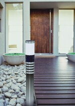 1 Richtig platziert können Solarleuchten im Privatgarten effizient eingesetzt werden