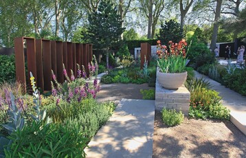 1 Best Garden of the Show: Der Daily Telegraph Garden gewann mit Cortenstahlelementen und attraktiver Bepflanzung den Toptitel
