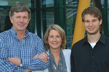 1 Grund zum Optimismus  Hartwig und Aloysia Stegemann mit dem ltesten Sohn Johannes