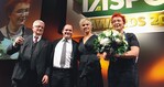 1 Horst Dillmann (Mitte) gewann 2009 den Preis „Ausbildungsbetrieb des Jahres“ bei den Taspo Awards.