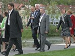 Ministerpräsident Horst Seehofer mit dem Präsidenten des VGL Bayern Ulrich Schäfer beim offiziellen Eröffnungsrundgang.