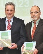 BGL-Präsident August Forster (l.), Stephan Lechner, Leiter der Projektabteilung der DBG
