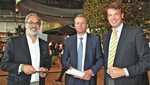 2 Nürnbergs Oberbürgermeister Dr. Ulrich Maly (Mitte), mit BGL-Vizepräsident Lutze von Wurmb (rechts) und Peter Menke von der Stiftung Die Grüne Stadt
