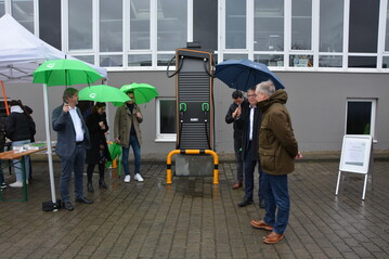 Am 1. April 2023 wurde der elektrische Fuhr- und Ladepark der Firma Gramenz erffnet.
