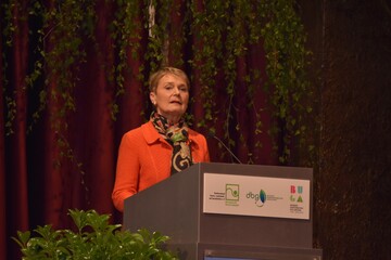 Staatssekretrin Friedlinde Gurr-Hirsch vom Ministerium fr Lndlichen Raum und Verbraucherschutz Baden-Wrttemberg (MdL) sprach das Gruwort.