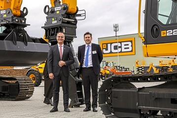 Letzte Woche wurde die neue JCB Deutschland Zentrale in Frechen bei Kln erffnet. 