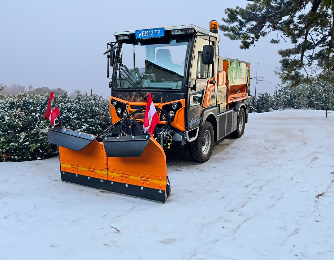 Der REFORM eBoki beim Testeinsatz im Winterdienst