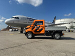Ein Evum im Einsatz auf dem Flughafen: Effizient, vielseitig und bereit für jede Herausforderung – auch auf anspruchsvollem Terrain.