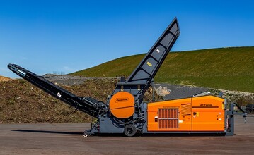 Mit dem Methor prsentiert das Unternehmen erstmalig einen Slow Speed Shredder, der speziell fr die Verarbeitung kleiner Volumenstrme entwickelt wurde. 