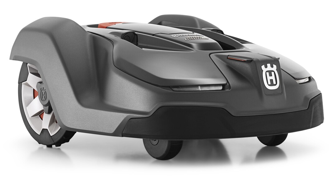 Der smarte Husqvarna Automower 450X berzeugte die Leser der COMPUTER BILD.