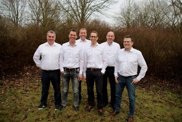 Das Vertriebsteam von Kebony startet gutgelaunt in den Frhling (v.l.n.r.: Rainer Hoff, Stephan Knipping, Mario Weber, Marcell Bernhardt, Michael Weber, Oliver Mller) 