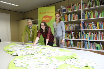 Von links: Dirk Bieling, Glcksfee Sophie Mooser, Sylvia Weber