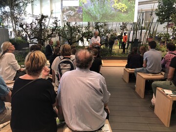 Viele Veranstaltungen auf der Messe knnen ohne Voranmeldung besucht werden. Fr einige ist aber eine Anmeldung verpflichtend. Welche das sind, sehen Sie hier.