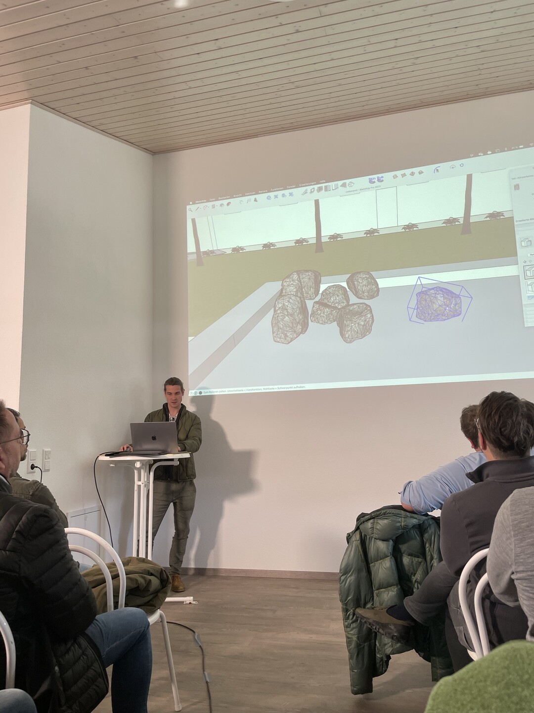 Jonas Straub gab erste Einblicke in die Gartenplanung und -gestaltung mit Sketchup.