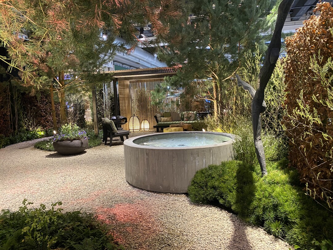 Silber bei den Anlagen zwischen 70 und 200qm ging an die F. Design Landscape AG aus Bubendorf mit Living Outside.