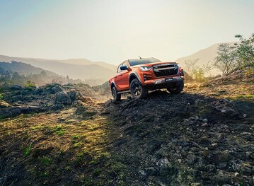 ISUZU bringt den neuen D-MAX nun auch auf den deutschen und
sterreichischen Markt. 
